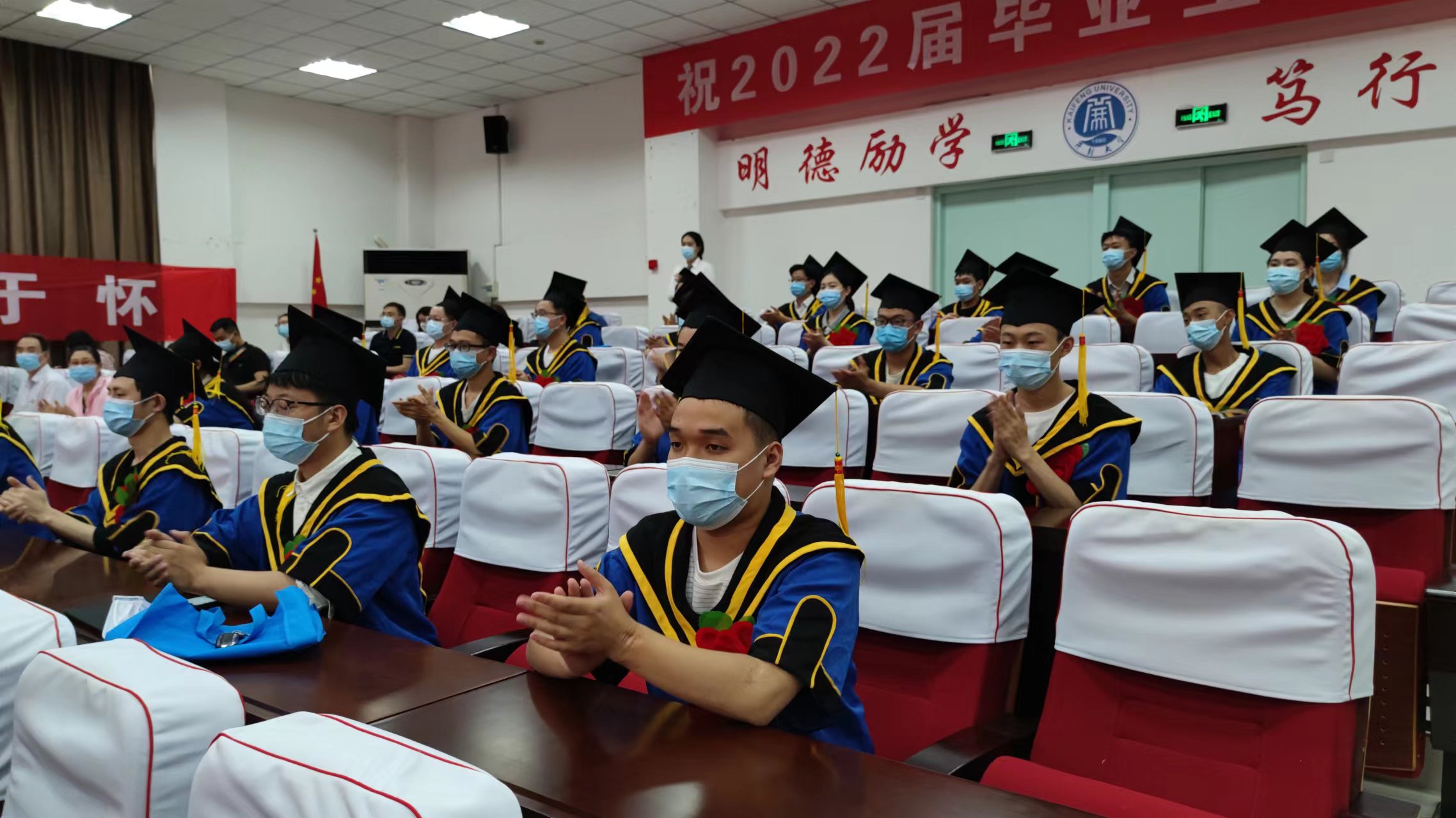 滚球买球的app官网