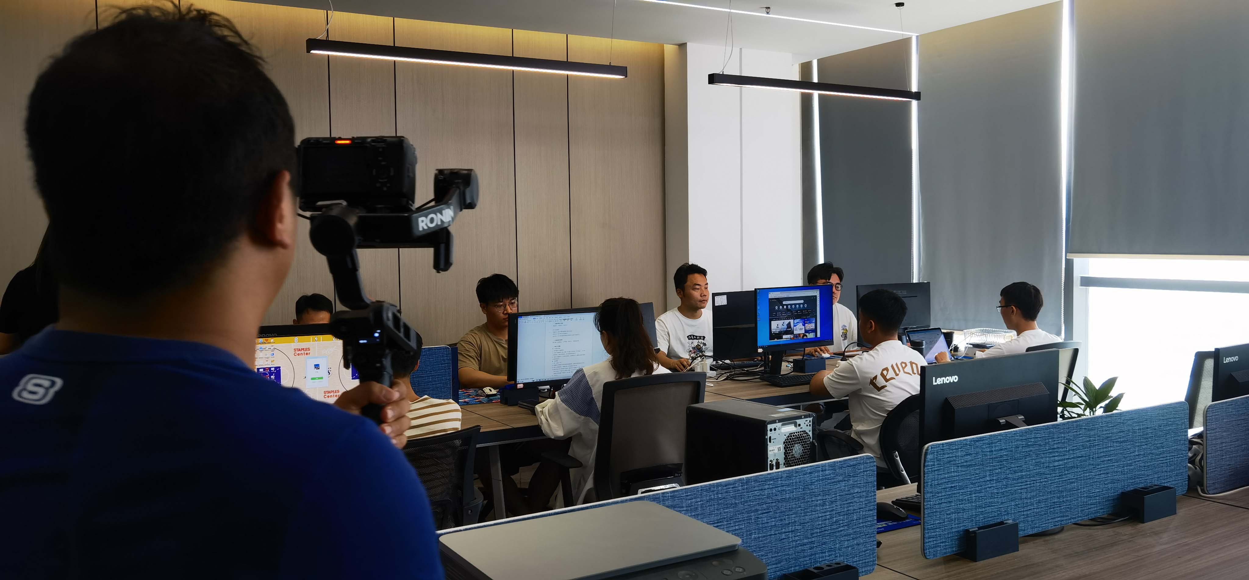 滚球买球的app官网