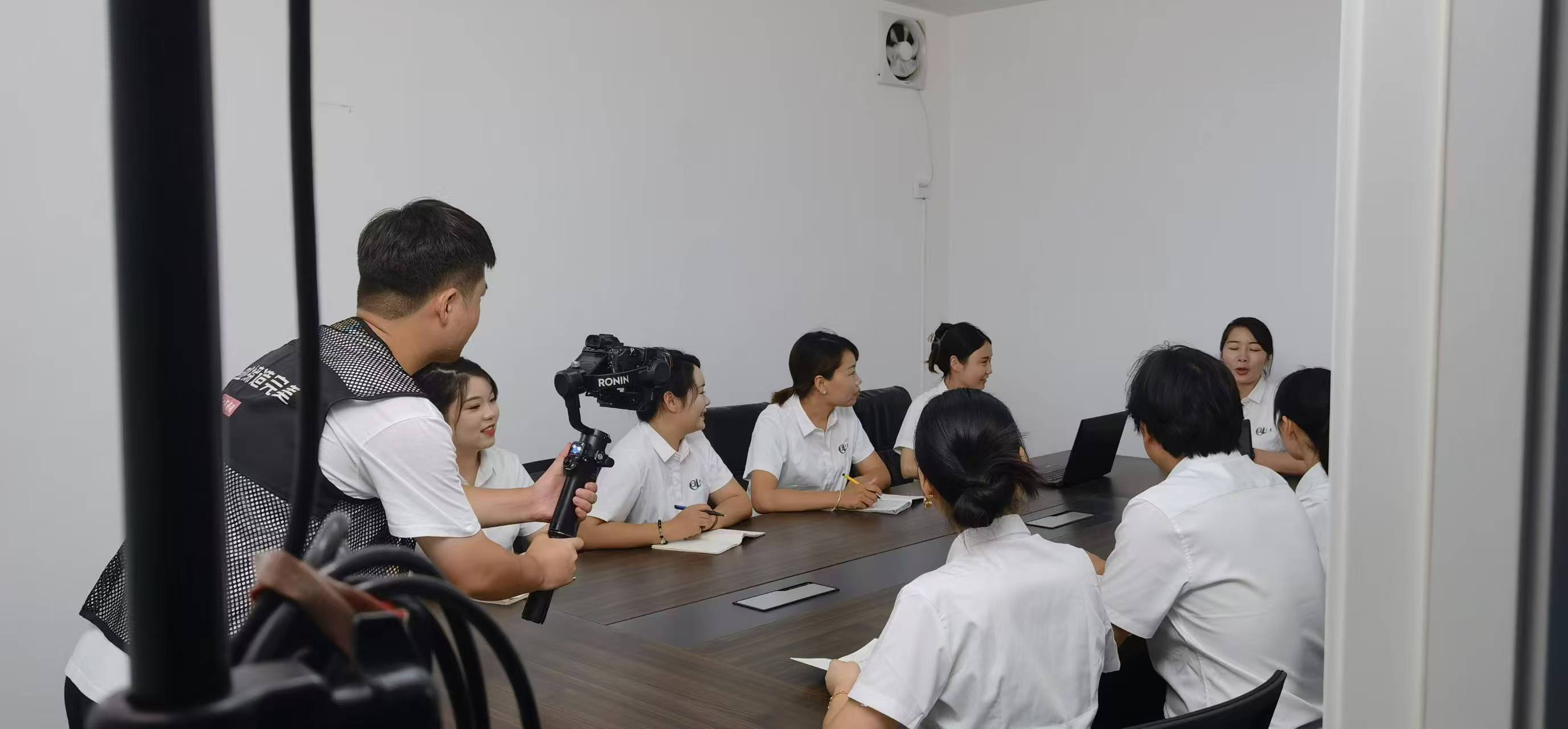 滚球买球的app官网